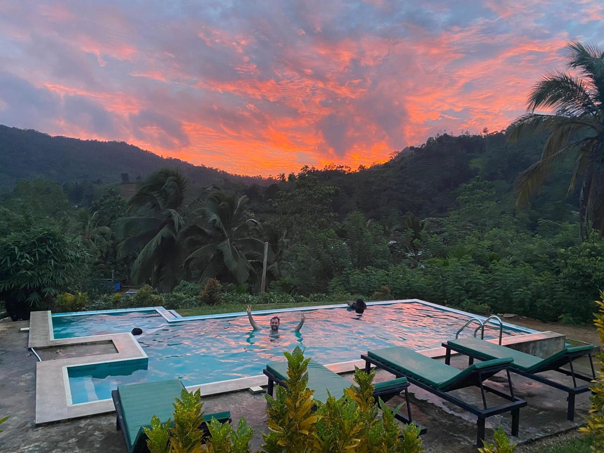Rainforest Mount Lodge Deniyaya Kültér fotó